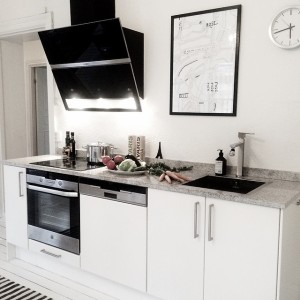 927048_414994281976963_398243562_n