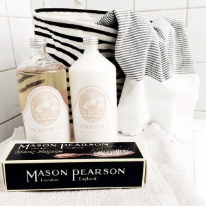 1389345_599576816830349_1663858270_n