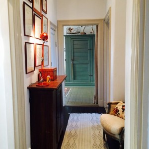 10665550_380437352103926_1407643701_n