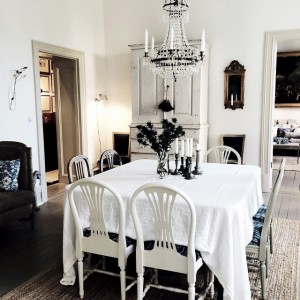 927451_1480721122185591_1410795631_n